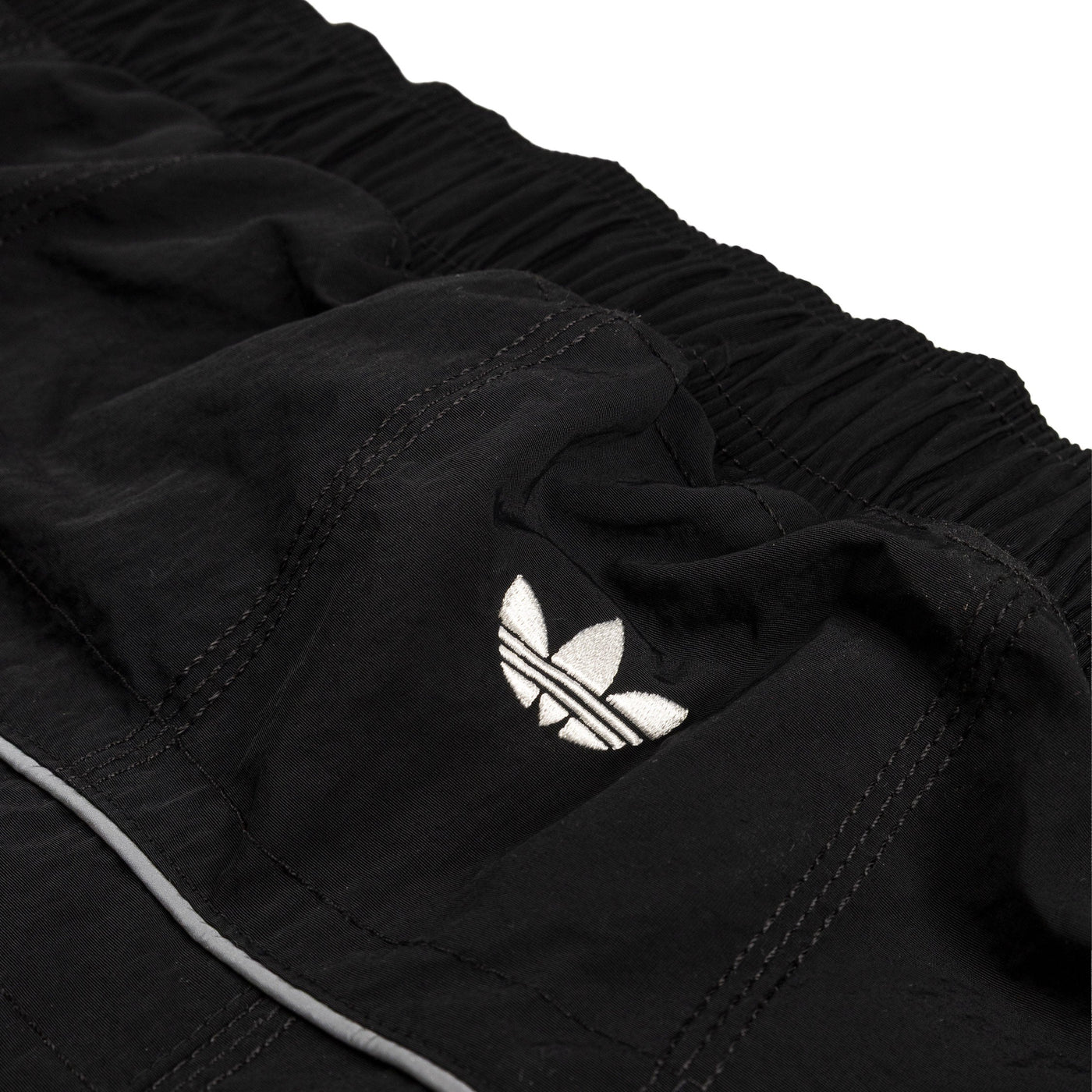 Pantalon Adidas Airdrome Shield