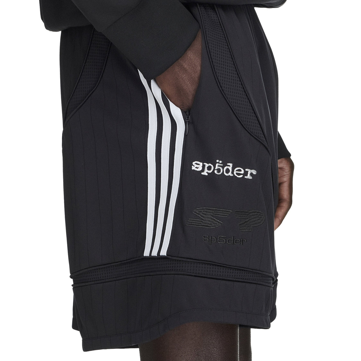 Short Adidas x SP5DER