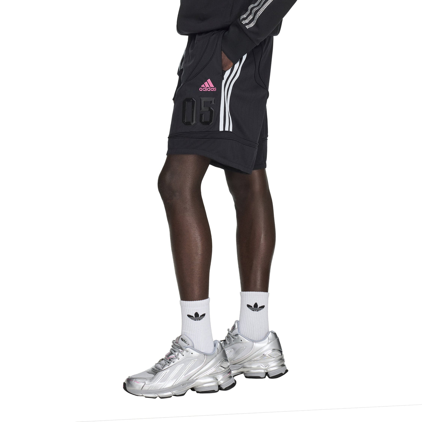 Short Adidas x SP5DER