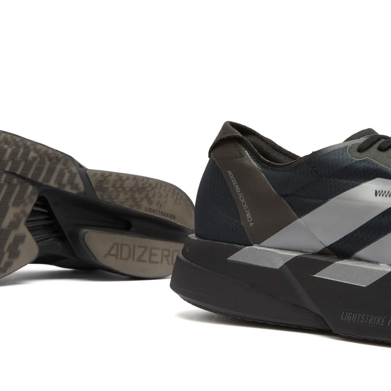 adidas Adizero Adios Pro 4 Homme Core Black Iron Metallic Carbon