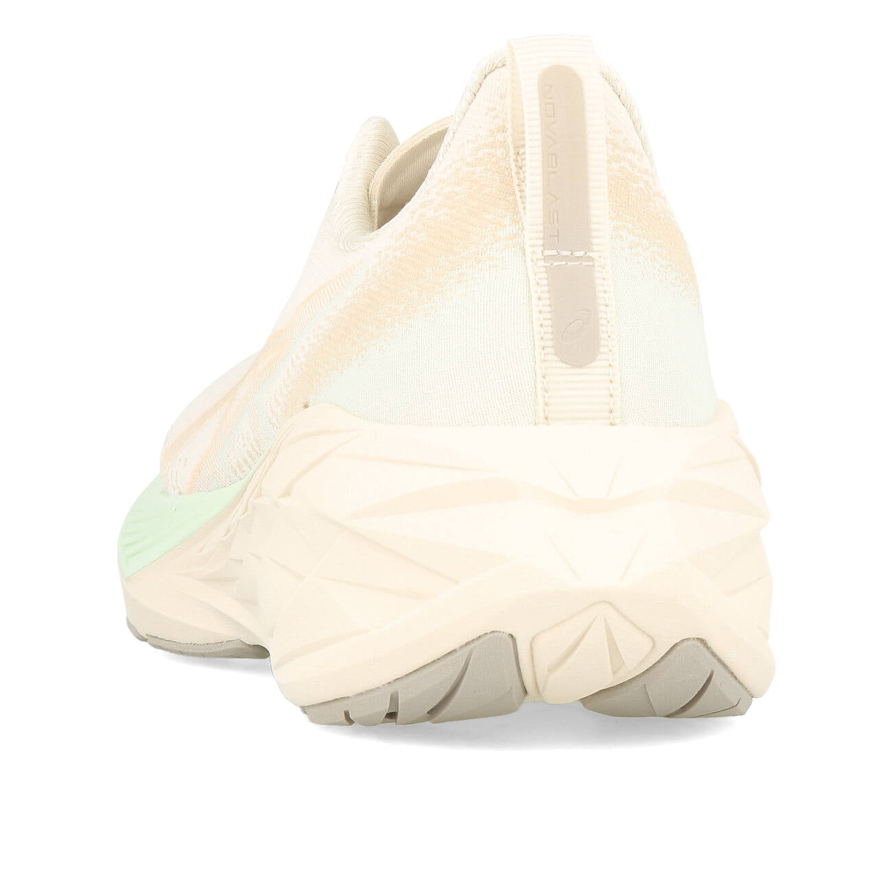 Asics Novablast 4 Femme Avoine Pierre de Lune