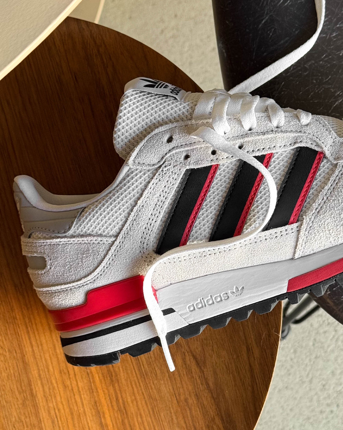 Adidas ZX 600