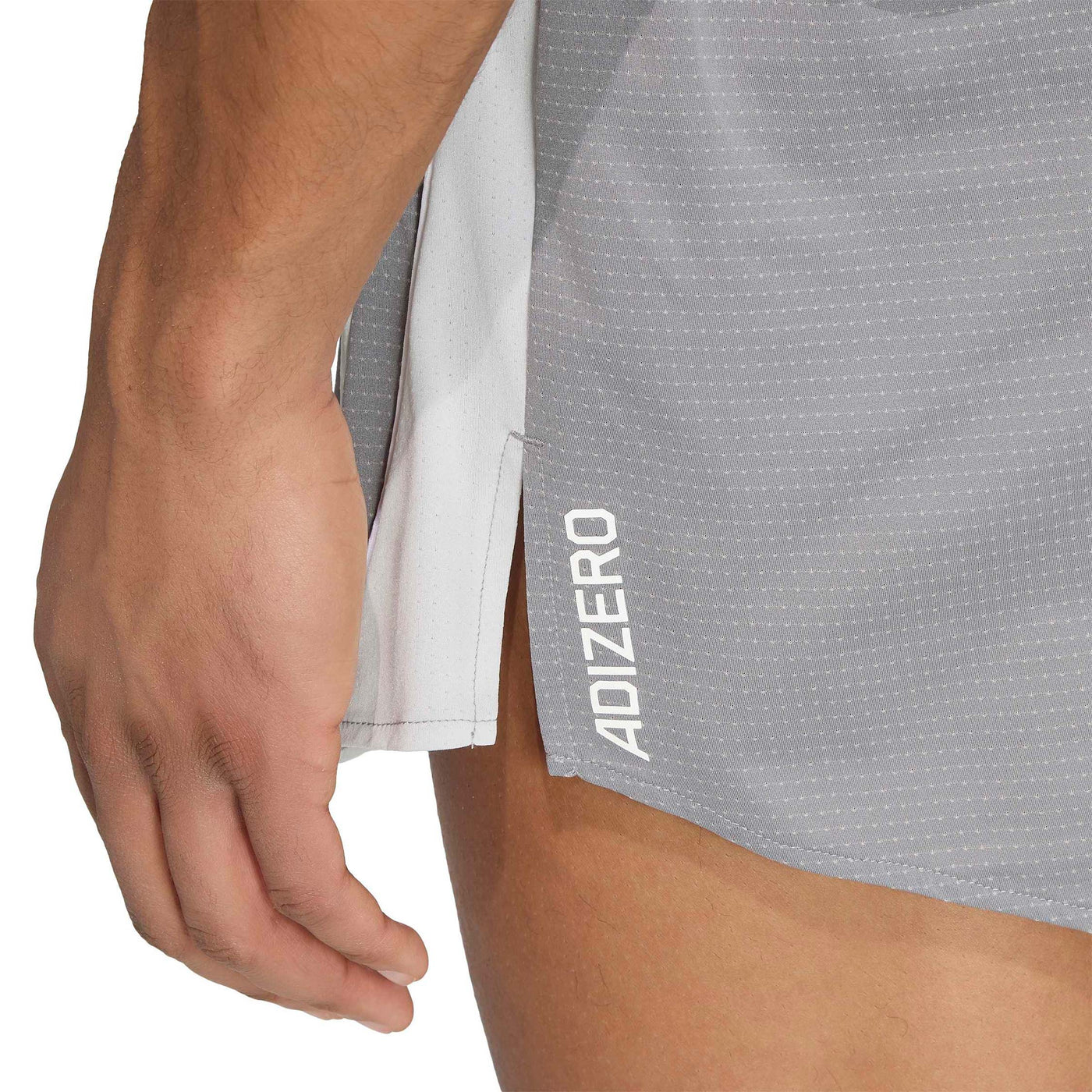 Adidas	Short de course Adizero Archive