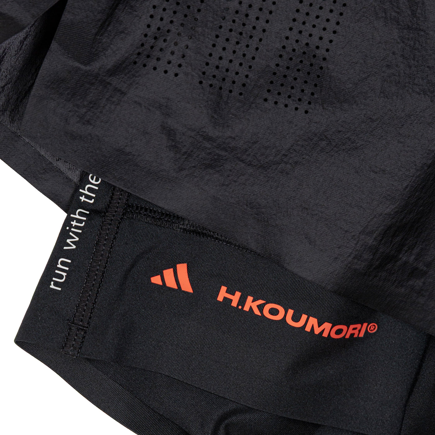 Adidas	x Hermanos Koumori Adi365 Running 2en1 Shorts
