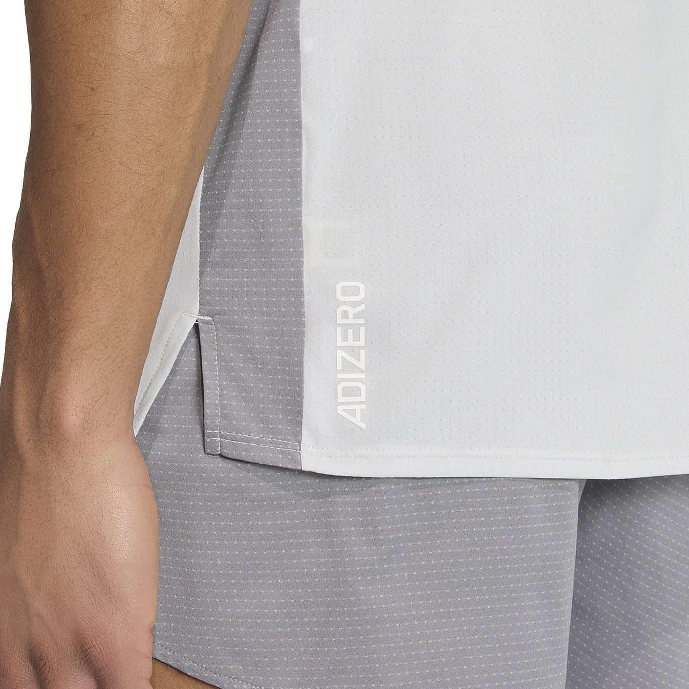 Adidas	T-shirt de course Adizero Archive CLIMACOOL