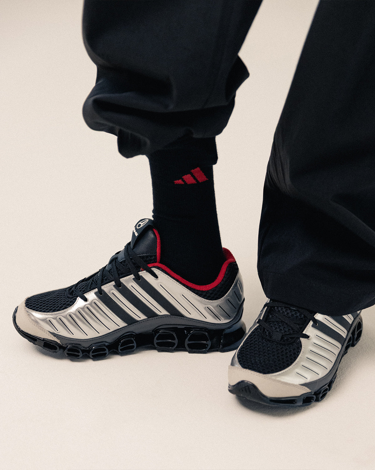 Adidas Consortium pour Mercedes-AMG Motorsport Megaride CT