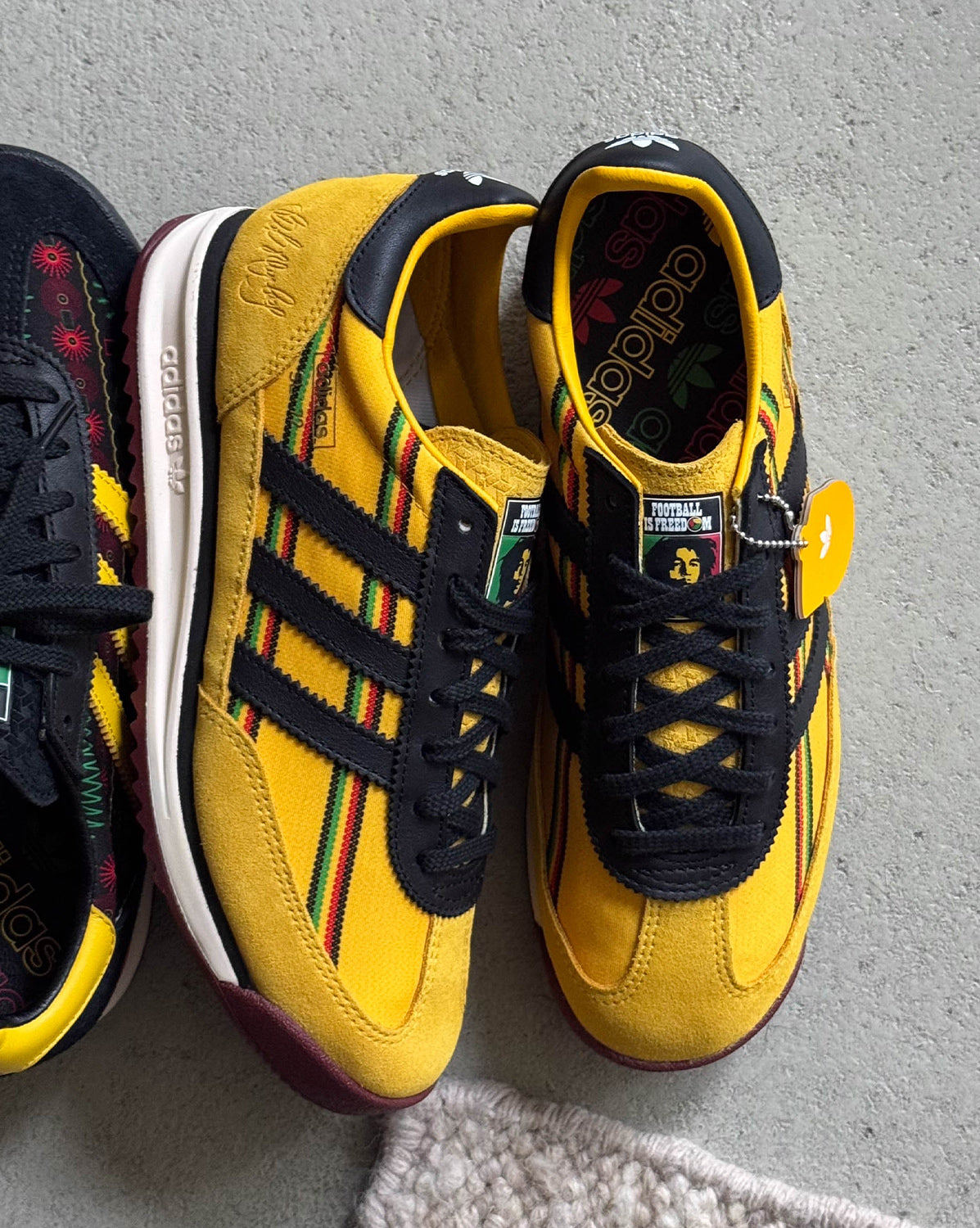 Adidas x Fédération jamaïcaine de football x Bob Marley SL 72 RS *Extérieur*