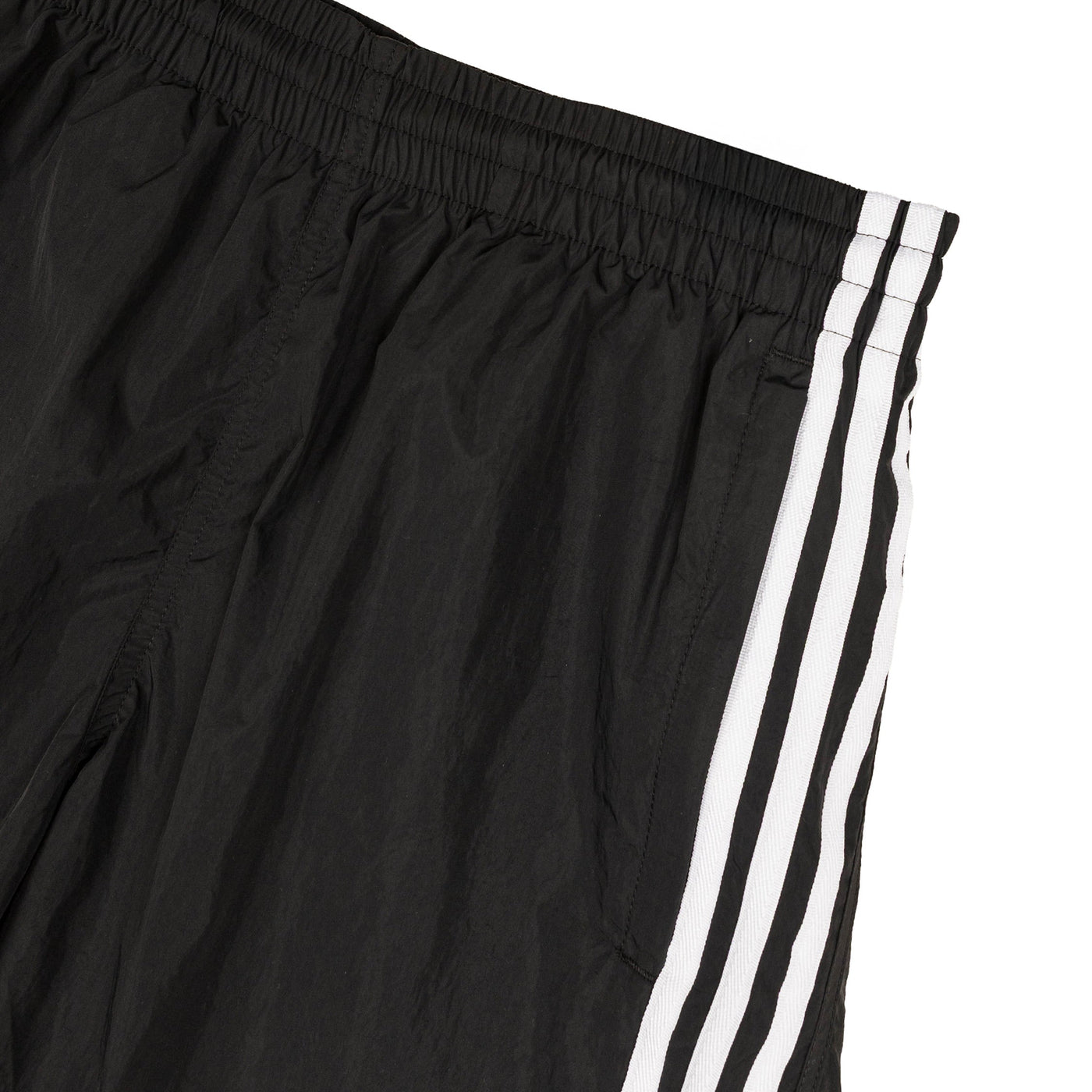 Adidas	Shorts de sprinter