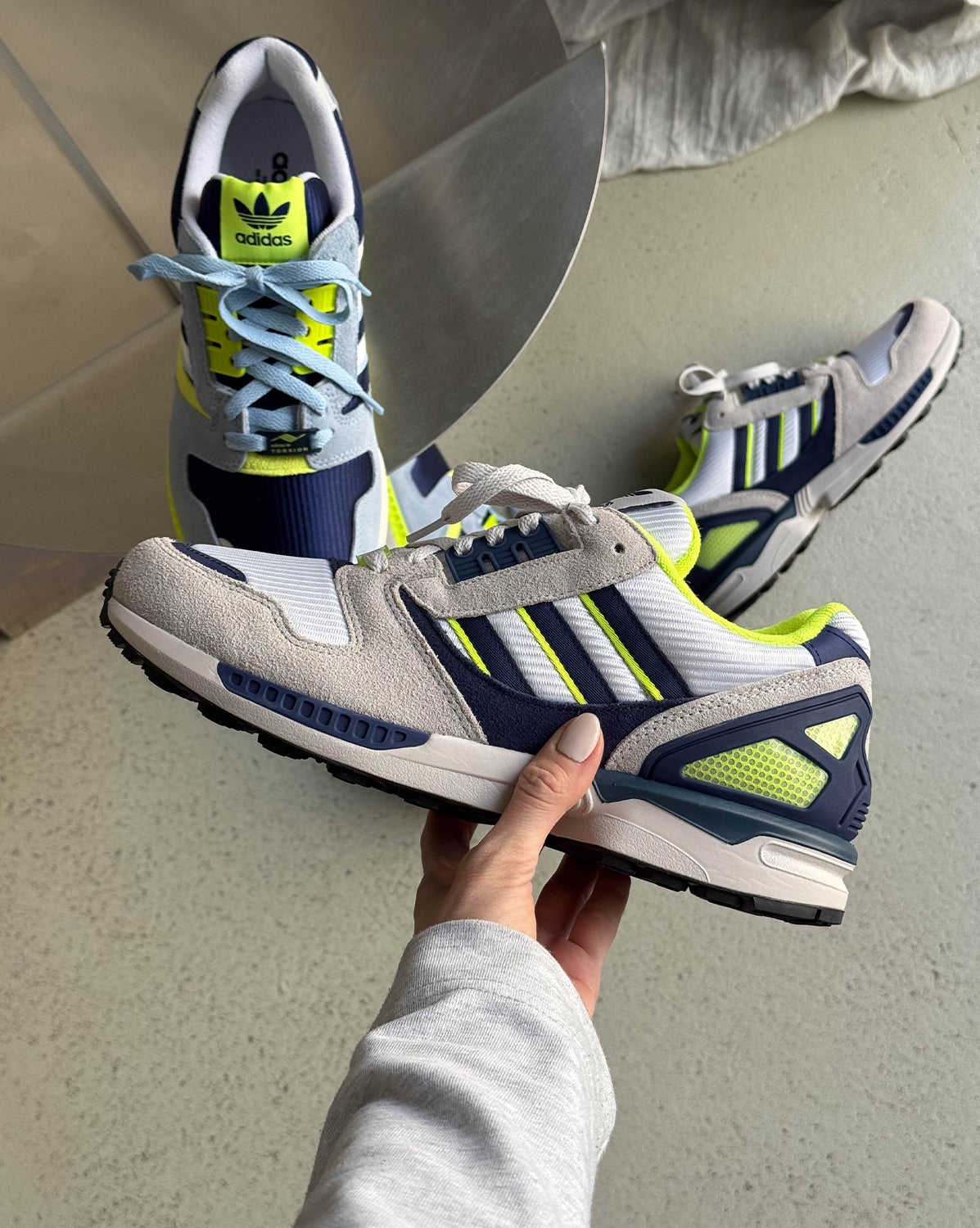 Adidas ZX 8000